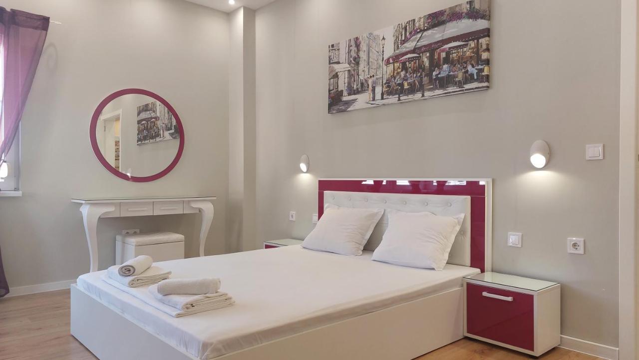 Апартамент Pink & Blue - 2Bdr With Balcony - Wi-Fi Varna Ngoại thất bức ảnh