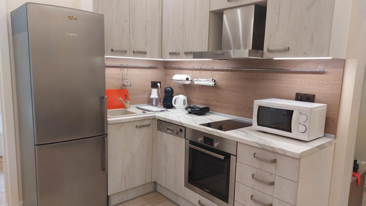 Апартамент Pink & Blue - 2Bdr With Balcony - Wi-Fi Varna Ngoại thất bức ảnh