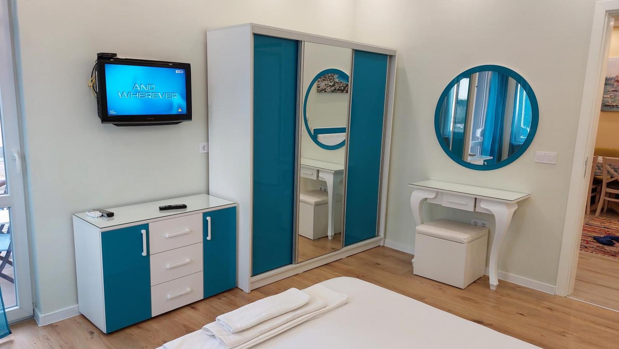 Апартамент Pink & Blue - 2Bdr With Balcony - Wi-Fi Varna Ngoại thất bức ảnh